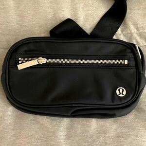 Lululemon belt bag